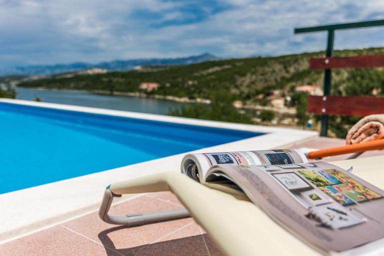 Vacation Home Uni - Ferienwohnung Obrovac