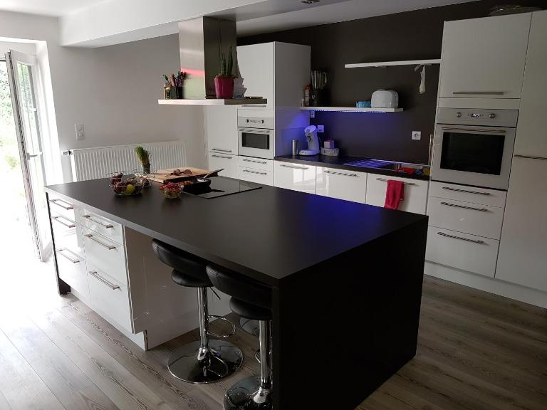 Au bord de l'eau - Bed and Breakfast Trois-Ponts