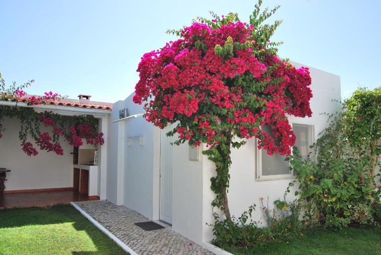 Apartamentos Costa - Chambres d'hôtes Costa de Caparica