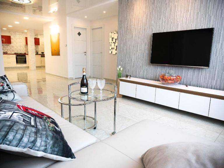 FaRoyal Luxury Suite - Chambres d'hôtes Eilat