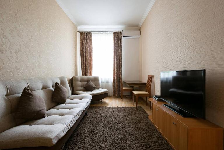 Nadezhda Apartments on Jeltoksan 103 - B&B Almaty