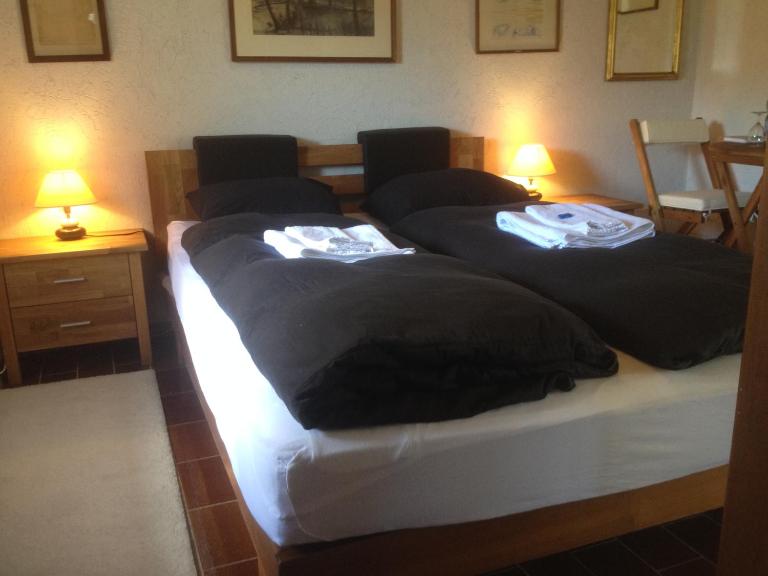 Helle Sonne - Bed and Breakfast Agarone