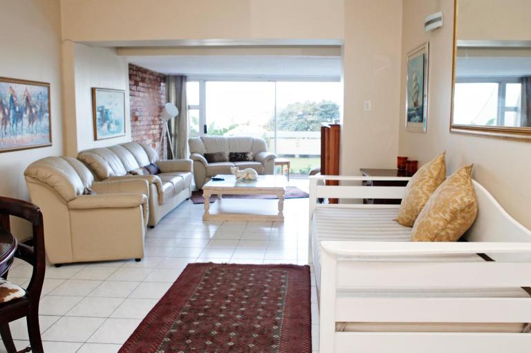 17 Stella Maris Seaside @ Van's - Bed and Breakfast eManzimtoti