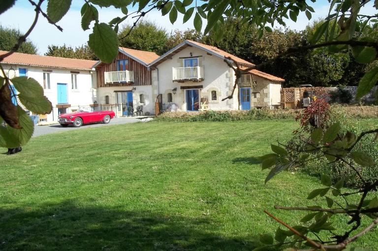 Number 5 - B&B Arçay