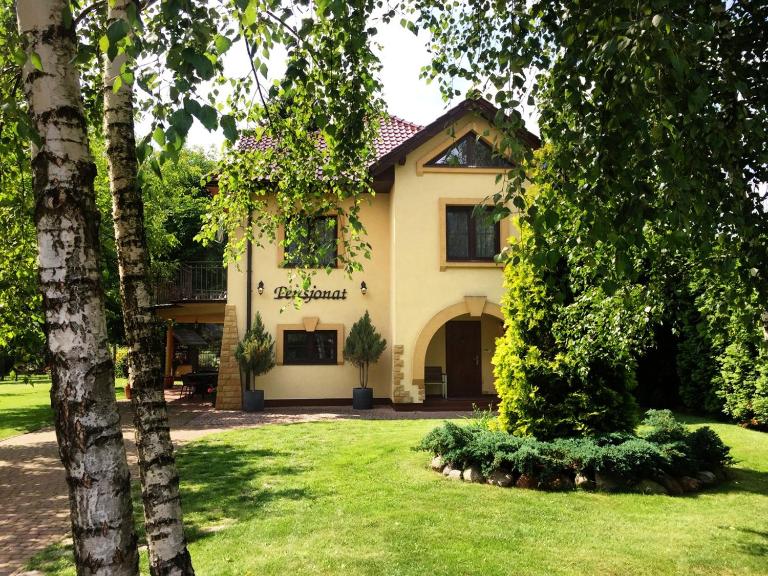 Pensjonat Pod Orzechami - Bed and Breakfast Magdalenka