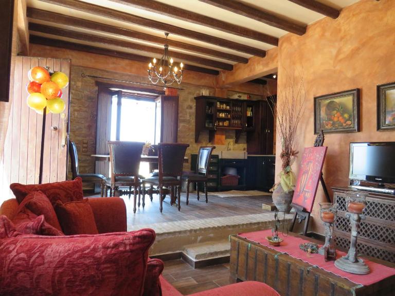 Glowstone home - Bed and Breakfast Kalonioí