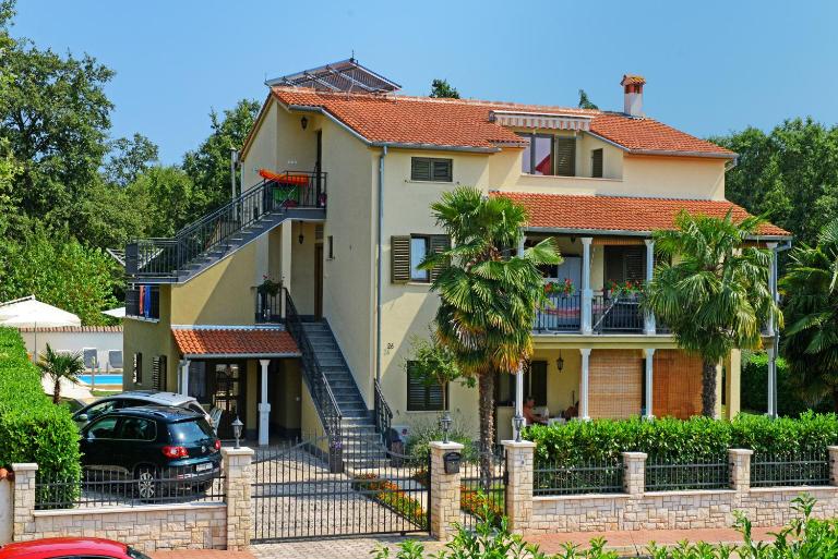 Apartments Pilic - B&B Rošini