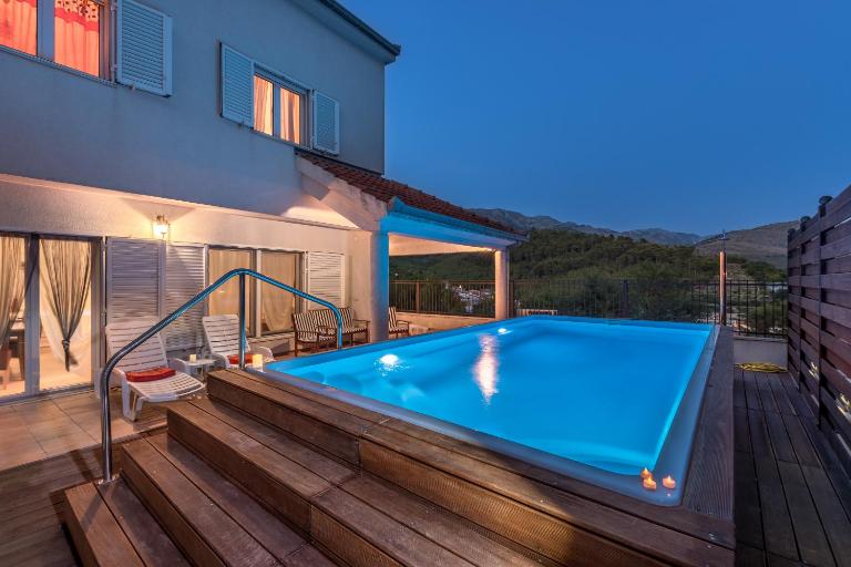 Holiday home Harmony - Chambres d'hôtes Žrnovnica