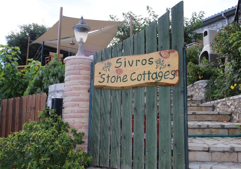 Sivros Stone Cottages - B&B Sívros