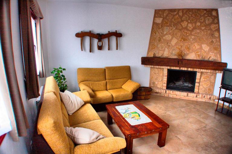 Casa Rural Ca'l Gonzalo - Bed and Breakfast Almazán