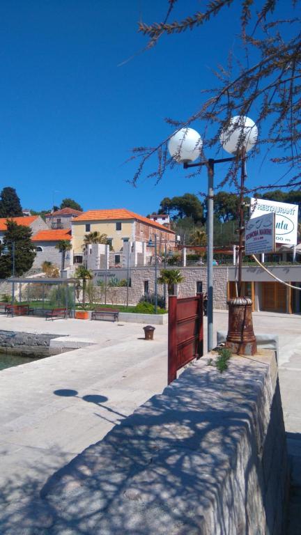 Holiday Home Ana - B&B Prvić Luka