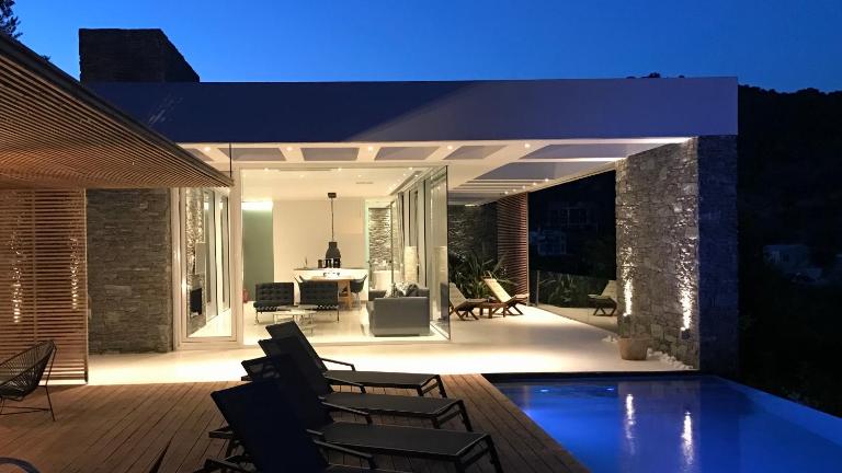 A - Luxury Villas - B&B Plomari
