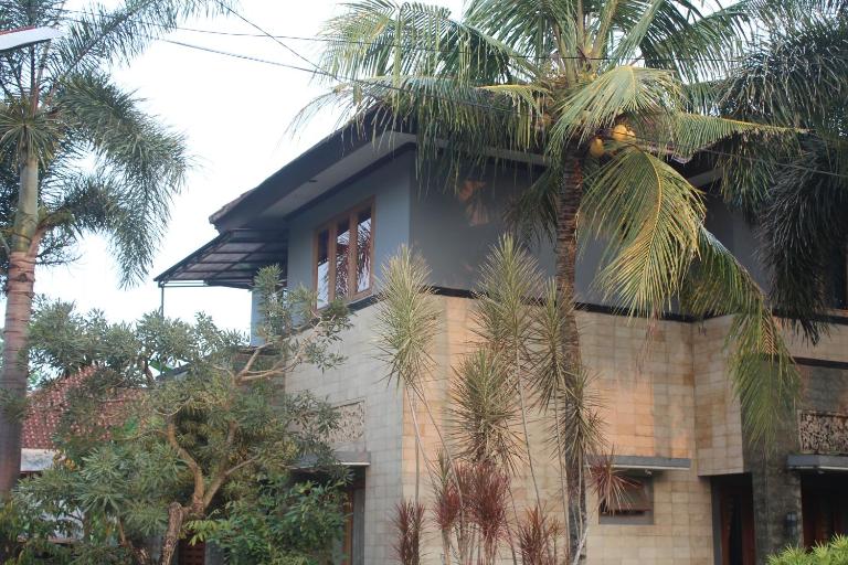 Rabbani Family Homestay - B&B Yogyakarta