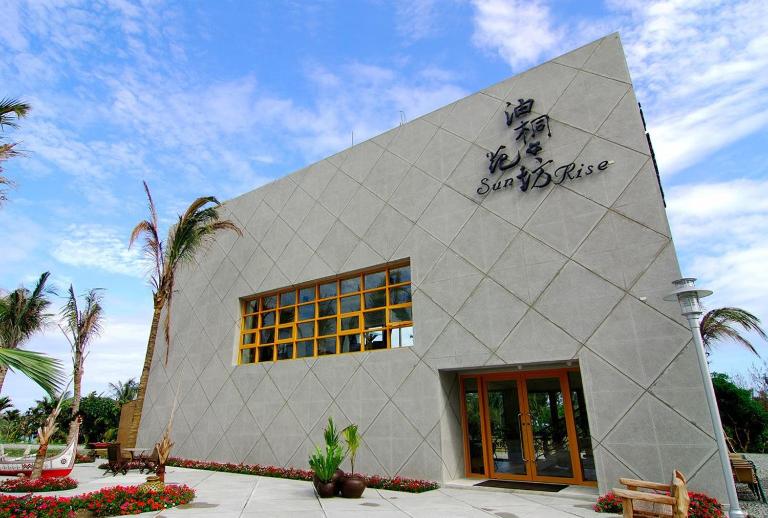 Tung Lodge - Taitung Branch - B&B Chenggong