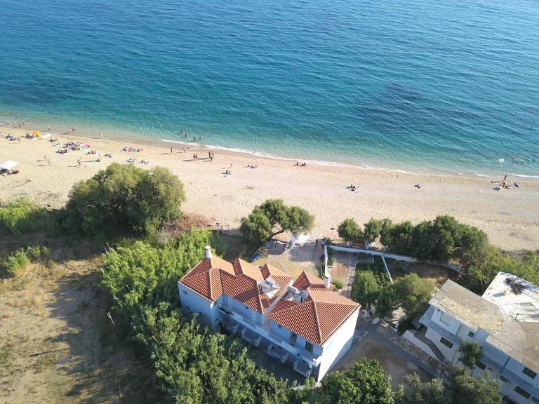 Pano sto Kyma Studios - B&B Plomari