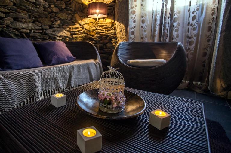 Casas Peralta - Leira Pereira - B&B Cabreiros