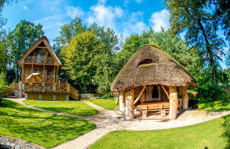 Dom Jeziorna - B&B Lubiatów