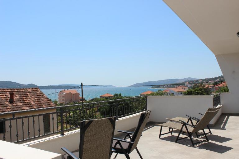 Apartment Luce - B&B Trogir