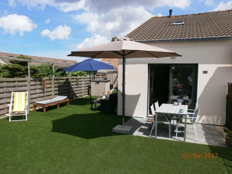 Vakantiehuisje Bredene - Bed and Breakfast Bredene