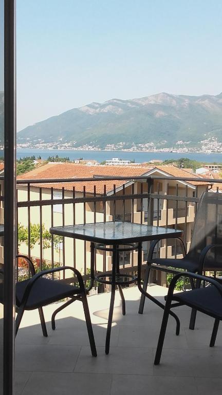 Studio apartman Milica - Bed and Breakfast Tivat