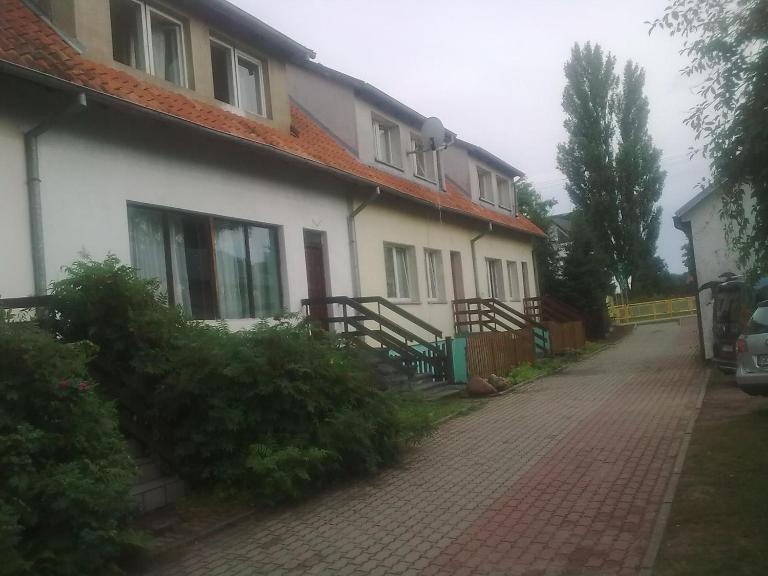 Apartamenty, Pokoje, Noclegi, " Skarpa" Wilkasy - Bed and Breakfast Wilkasy