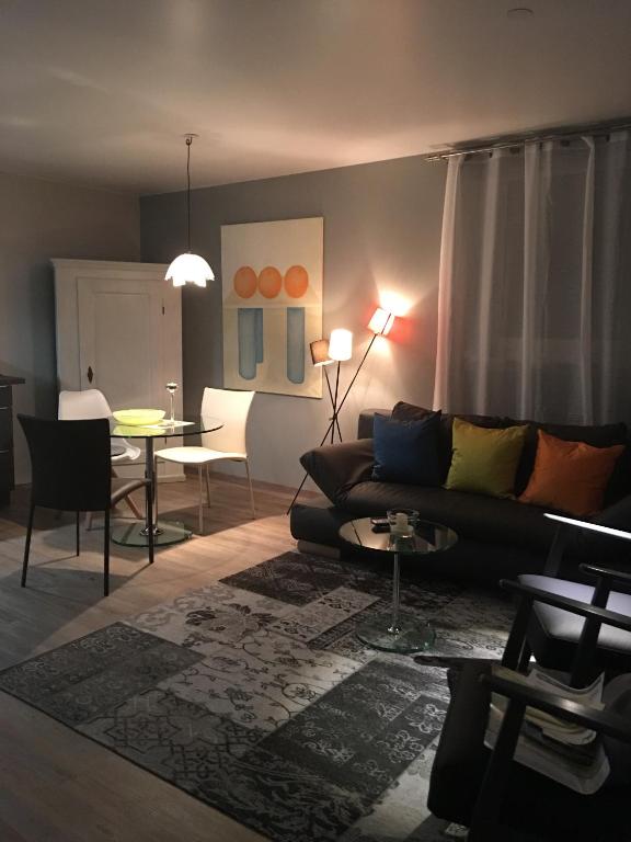 Bodenseeapartments Kunst & Design - Chambres d'hôtes Immenstaad am Bodensee