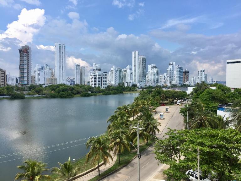Apartamento con hermosa vista y cerca de playas - B&B Cartagena de Indias