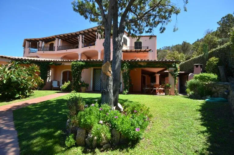 Civico 33 - B&B Baja Sardinia