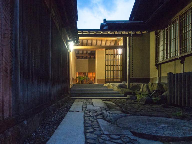 SUKIYA-zukuri Suehiro - B&B Furukawa