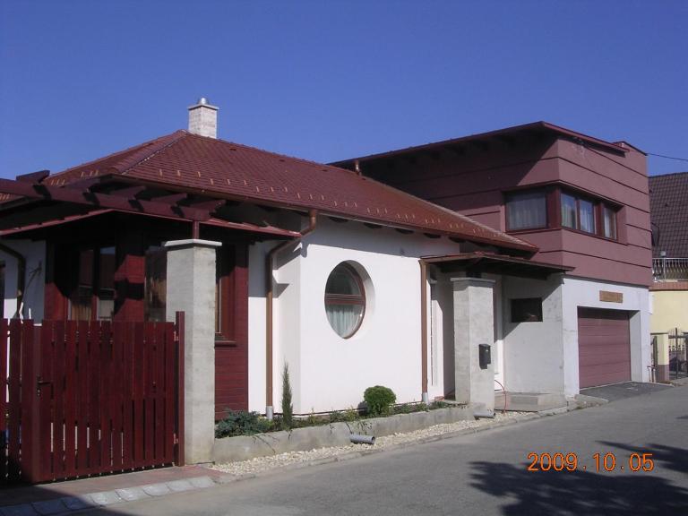Besenyei Apartman - B&B Sárvár