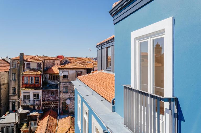 Amazing Penthouse Apartment in historic Porto - B&B Oporto