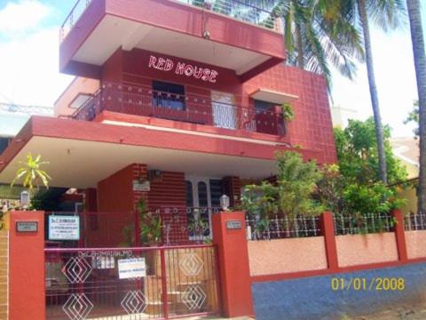 Red House Yoga Center - B&B Mysuru