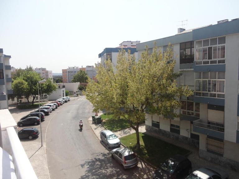 Apto paio-pires - B&B Seixal