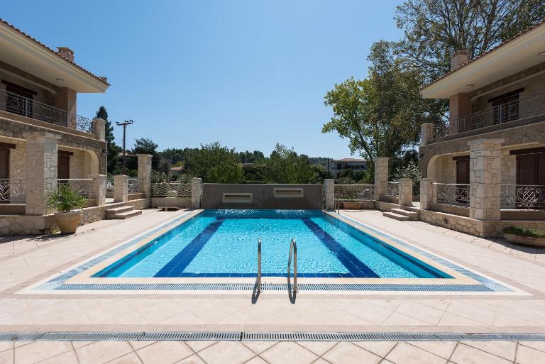 Siviri Villa J&B by Luxlikehome - B&B Síviri