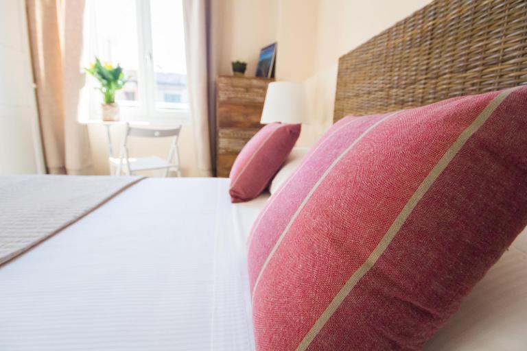 Emily Rooms - Bed and Breakfast San Remo