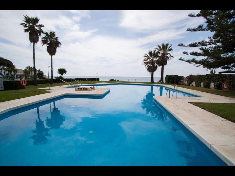 apartment by the beach - Ferienwohnung Mijas Costa