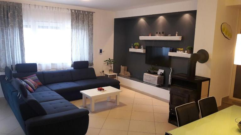 Apartment Lilić - B&B Ražanac