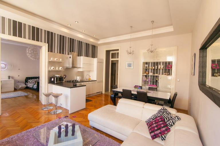 Apartment Luni - B&B Fiume