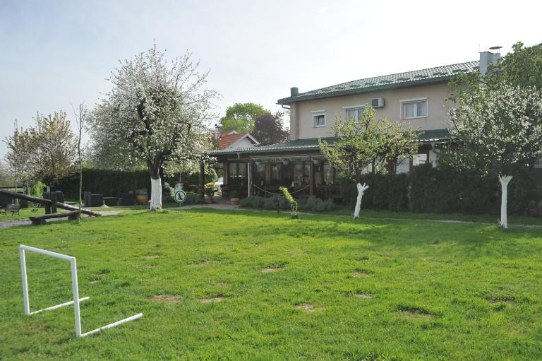 Sobe - Klet Cinkuš - B&B Hrvatski Leskovac