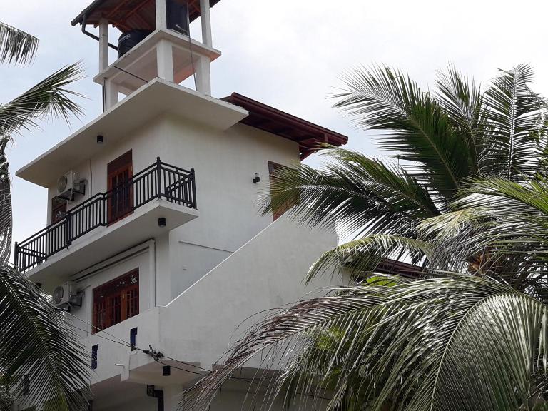 Sanjula Apartments - B&B Hikkaduwa