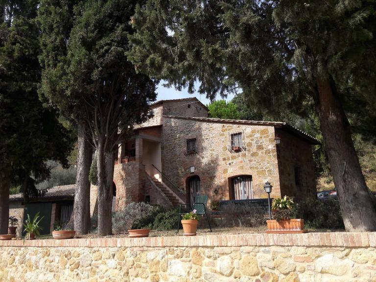 Agriturismo Podere San Pietro - B&B Montepulciano