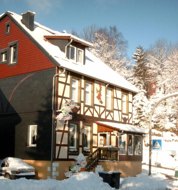 EisHexe - B&B Tanne