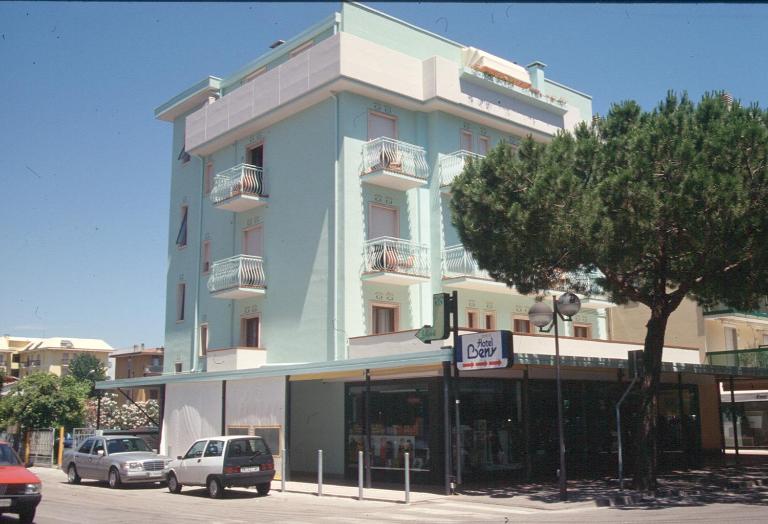 Condominio York - Ferienwohnung Lido di Jesolo