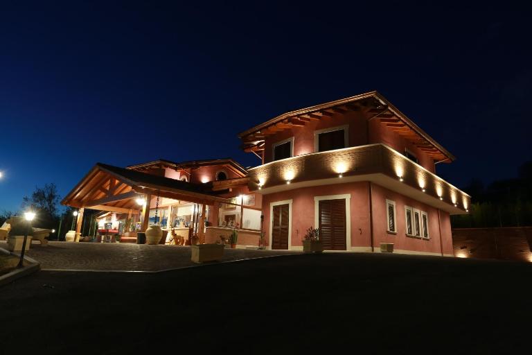 Agriturismo ciociaro " il colle " HOTEL RISTORANTE - Ferienwohnung Ceprano