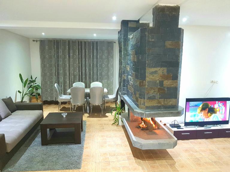 Chalet Asmoun - Bed and Breakfast Imouzzer Kandar