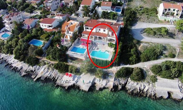 Apartments Villa Marija - Ferienwohnung Seget Vranjica