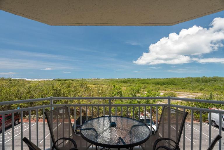 Sunrise Suites Catalina Suite #311 - Ferienwohnung Key West