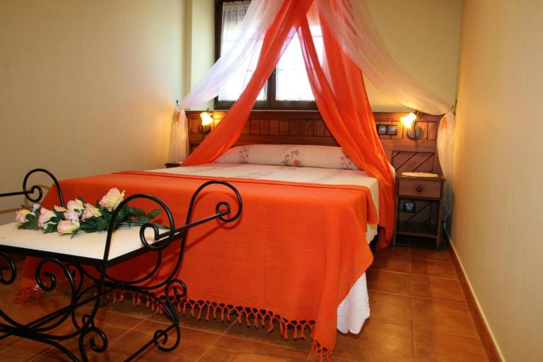 Apartamentos Toraya - Ferienwohnung Hoz de Anero