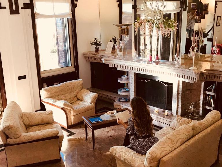 La Maison Royale downtown bed and italian breakfast - B&B Fiumicino