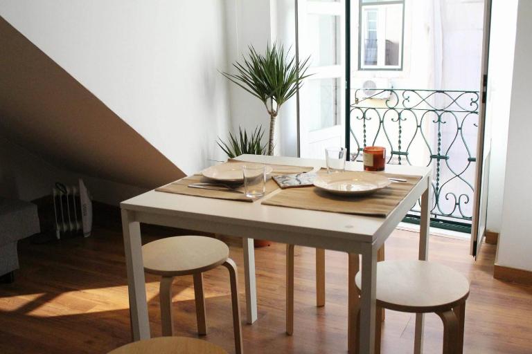 VDS Guesthouse Cosy Apartment in City Center - B&B Lisboa